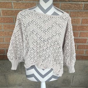 Jessica Simpson sweater